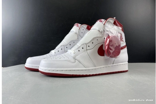 555088-103 555088-103 AIR (2017) Retro Red Jordan 1 Metallic 0218